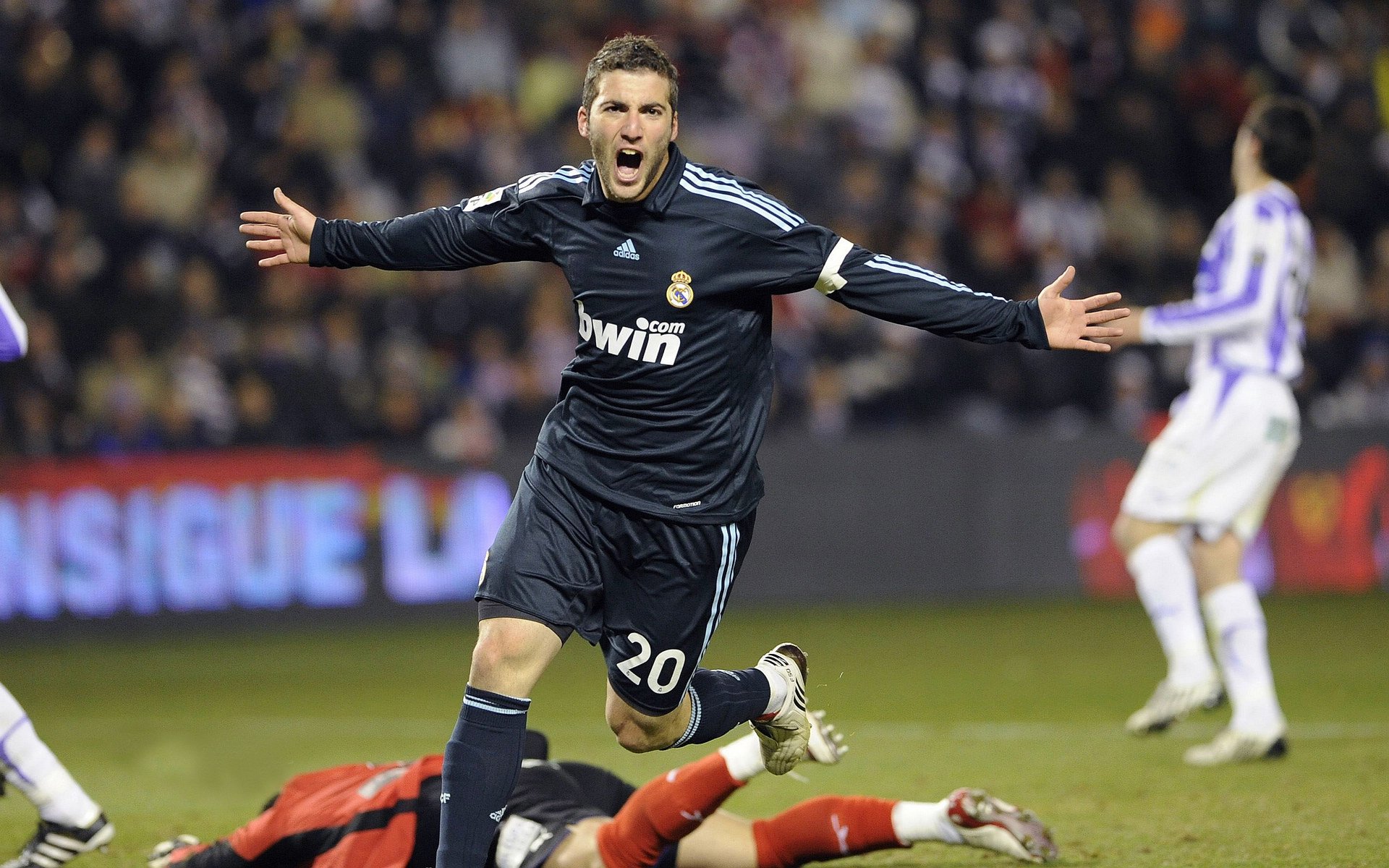 北京国安主场迎战上海上港，一场激烈的对决即将展开！，北京国安对上海上港比赛情况